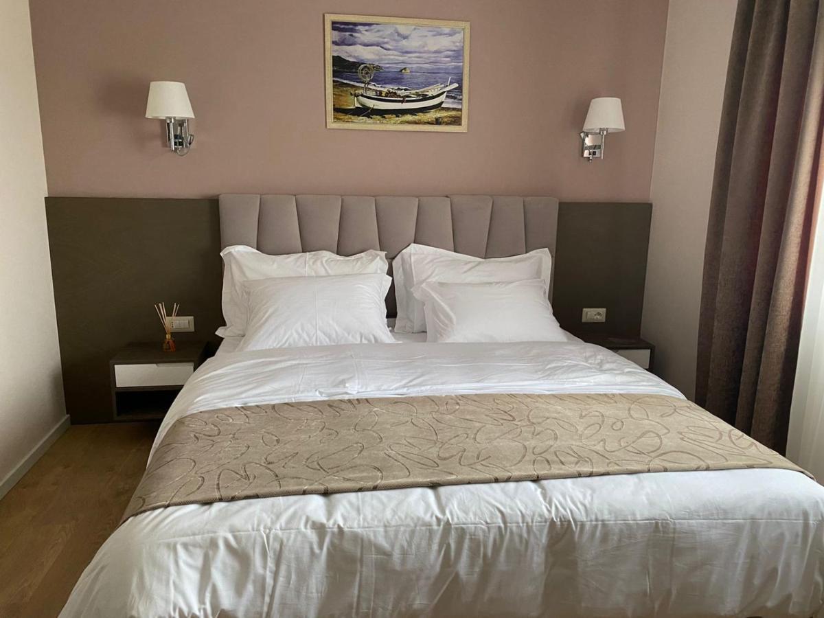טיראנה Doanesia Premium Hotel & Spa מראה חיצוני תמונה