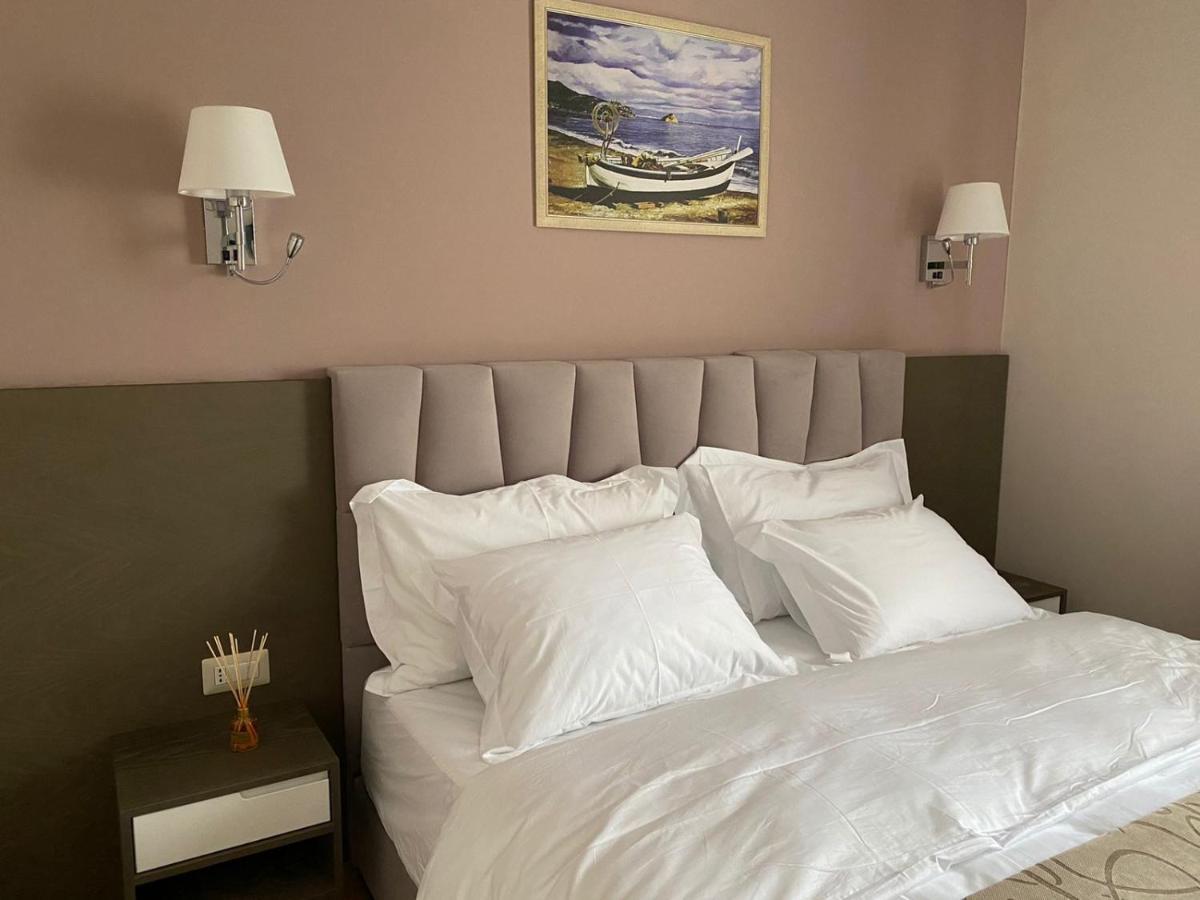 טיראנה Doanesia Premium Hotel & Spa מראה חיצוני תמונה