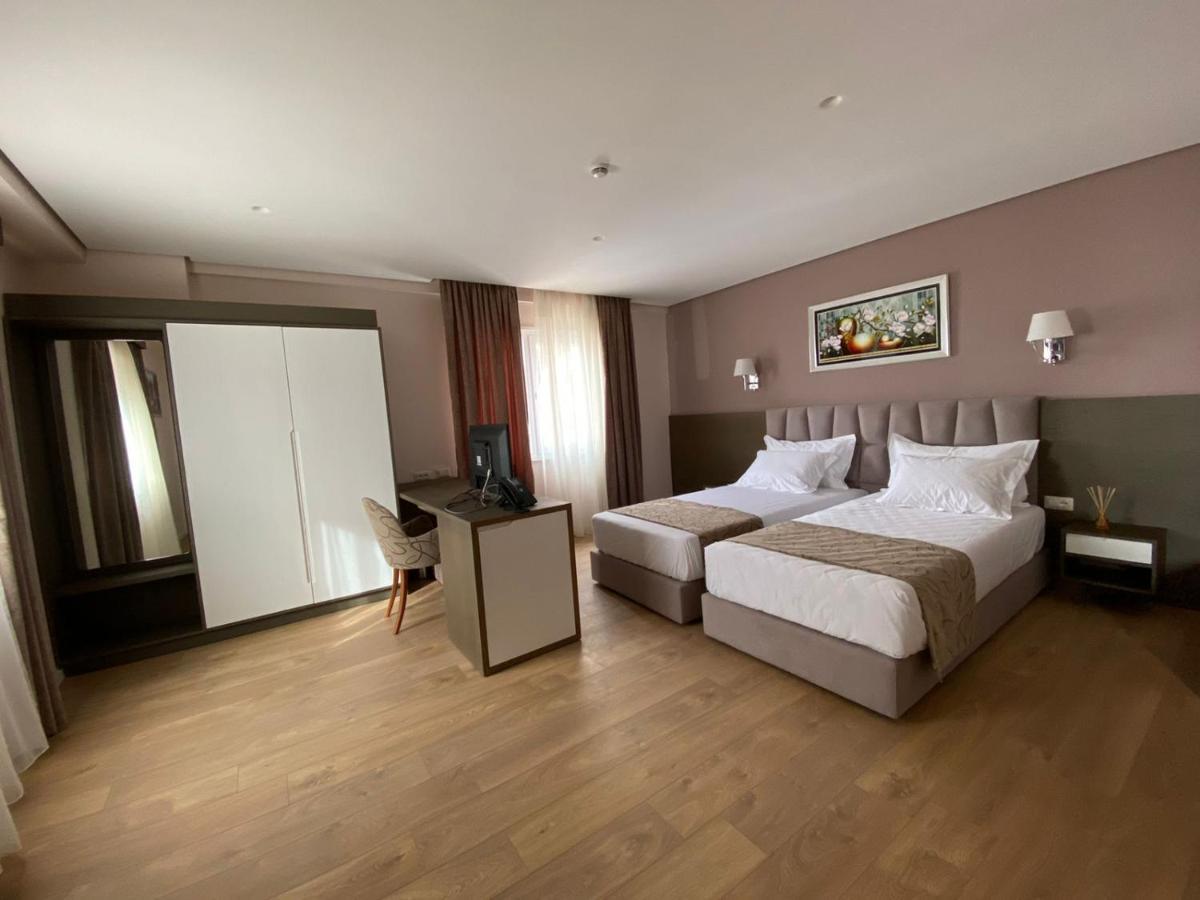 טיראנה Doanesia Premium Hotel & Spa מראה חיצוני תמונה