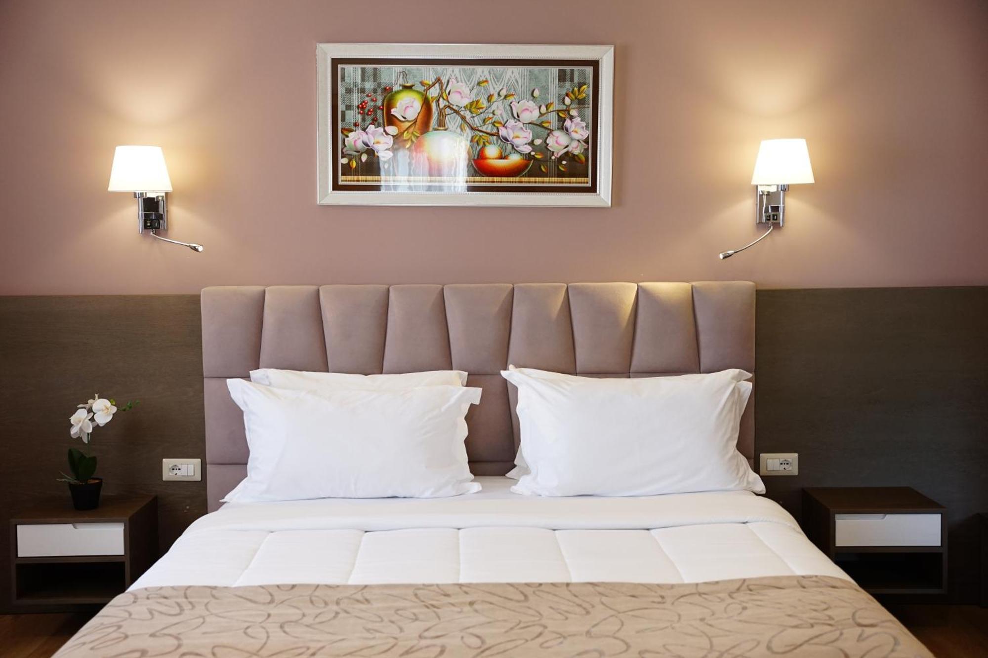 טיראנה Doanesia Premium Hotel & Spa מראה חיצוני תמונה