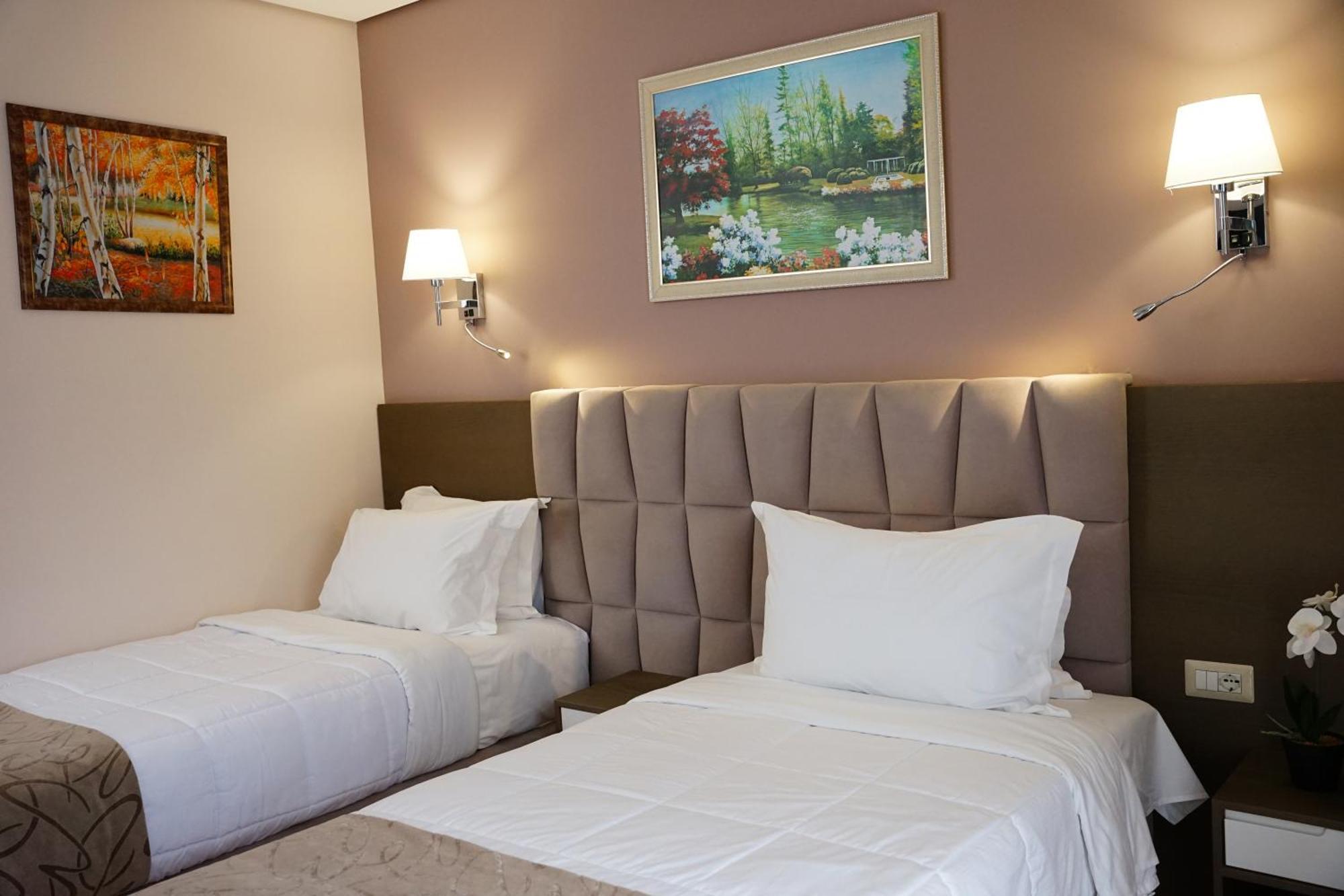 טיראנה Doanesia Premium Hotel & Spa מראה חיצוני תמונה